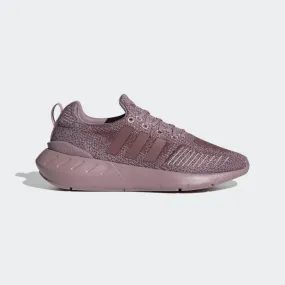 Adidas- Women's Swift Run 22 in Magic Mauve