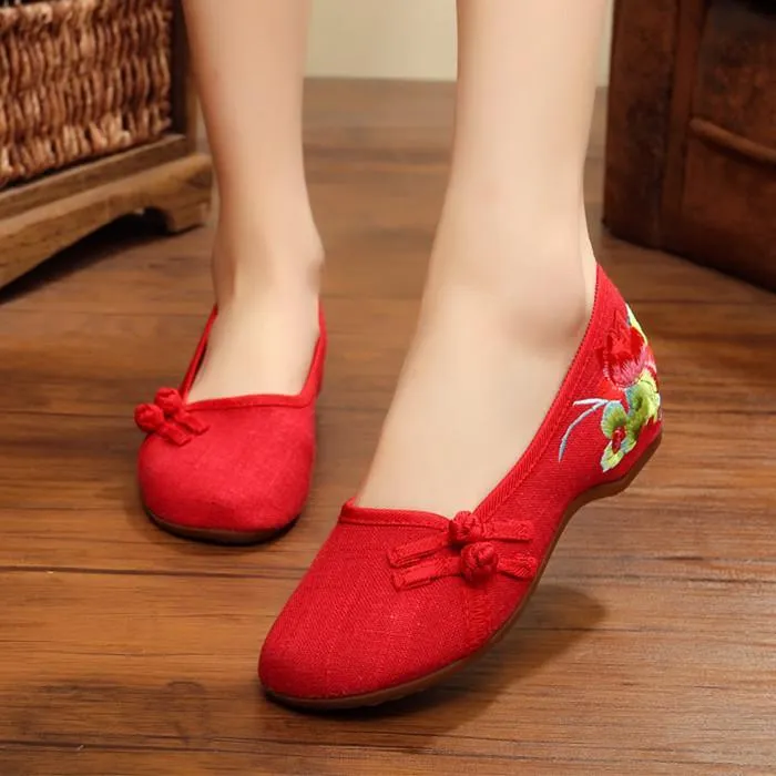 Babakud Retro Comfortable Embroidered Women Shoes 34-41