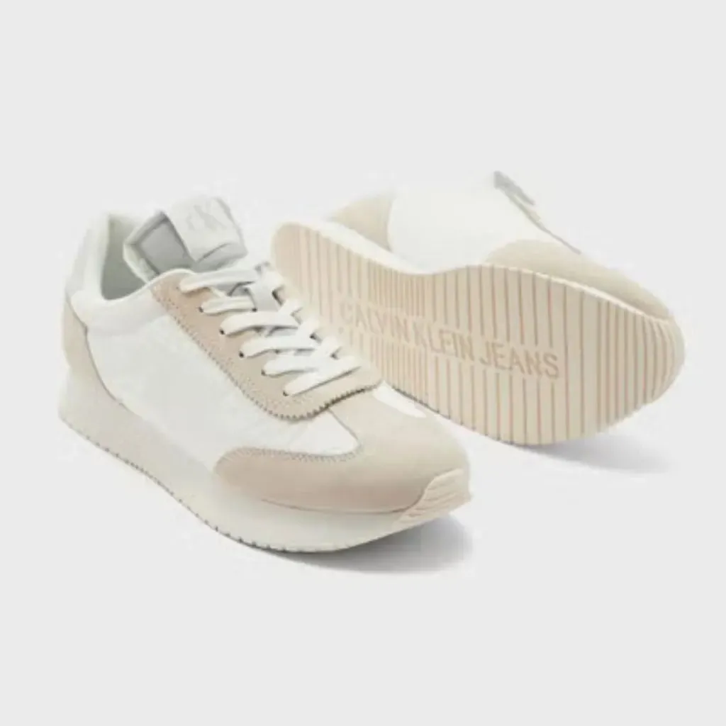 Calvin Klein Jeans Retro Runner Vintage Tongue Trainer - WHT