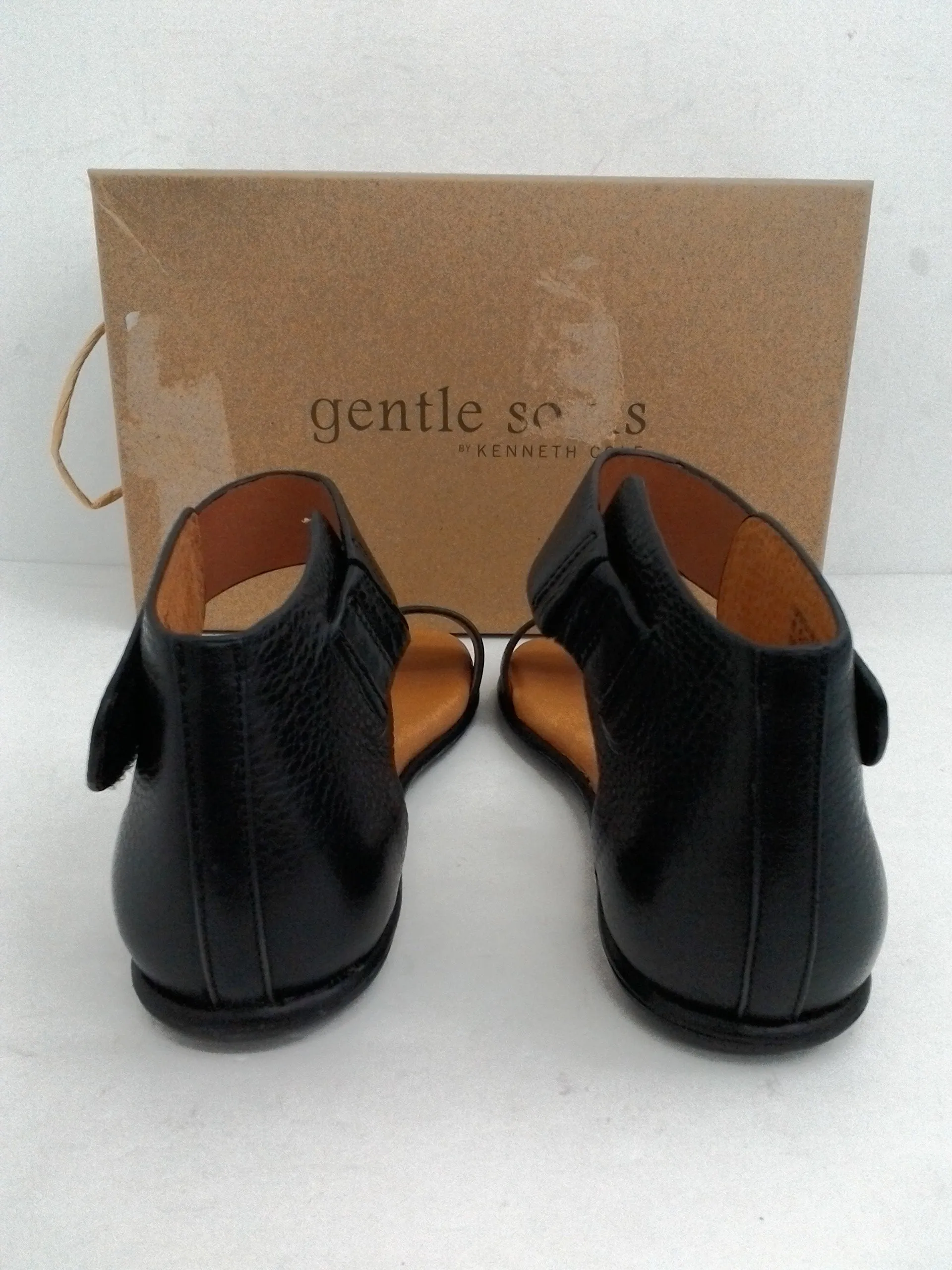 Gentle Souls By Kenneth Cole Women's Break Even Sandal Size 6.5 M