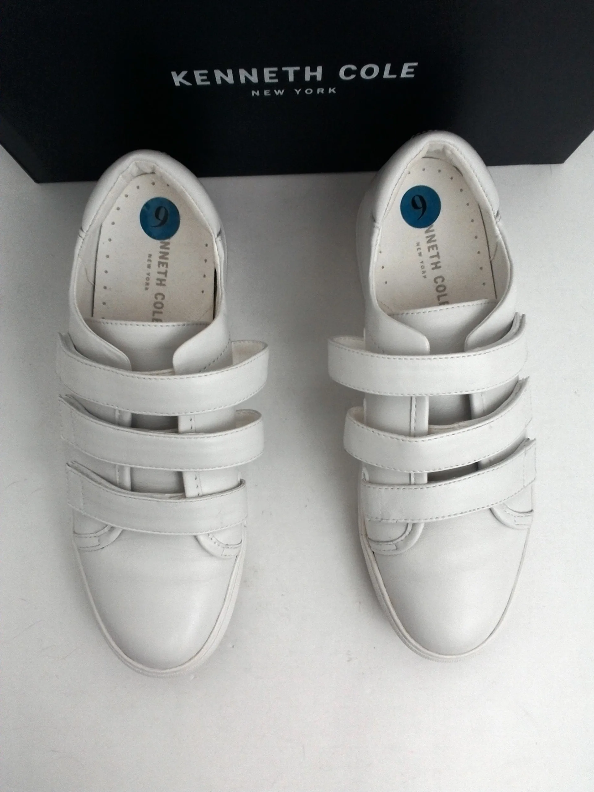 Kenneth Cole New York Women's Kingvel White Sneakers Size 9 M