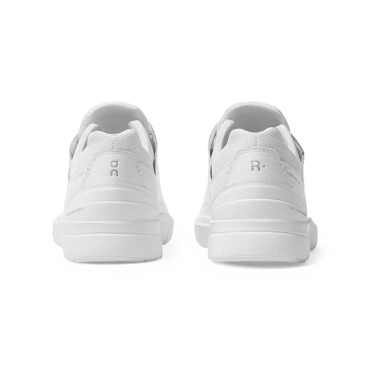 Sure! Here’s an optimized title for the product: 

On Running Men’s The Roger Advantage Sneakers in White/Undyed - Stylish, Comfortable Athletic Footwear