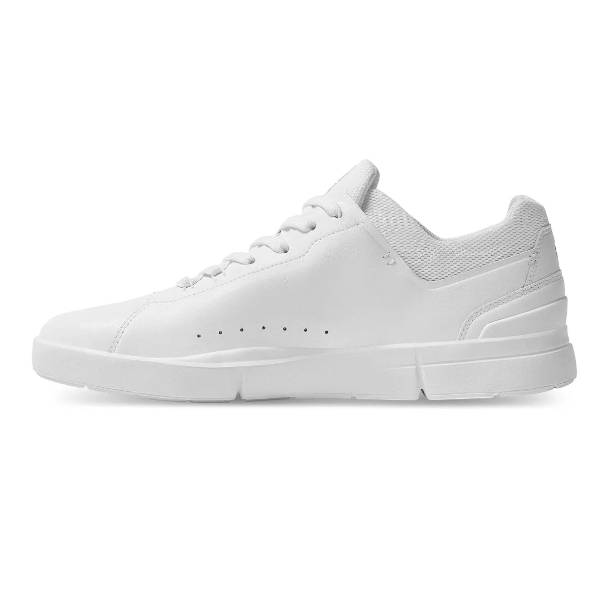 Sure! Here’s an optimized title for the product: 

On Running Men’s The Roger Advantage Sneakers in White/Undyed - Stylish, Comfortable Athletic Footwear